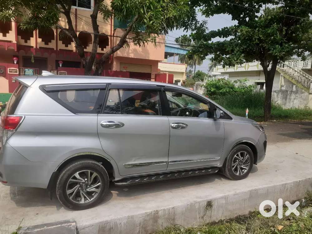 Toyota Innova Crysta 2022