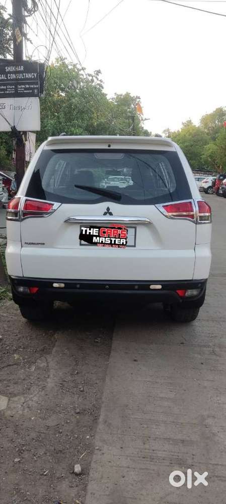 Mitsubishi Pajero Sport 2.5 Automatic, 2015, Diesel