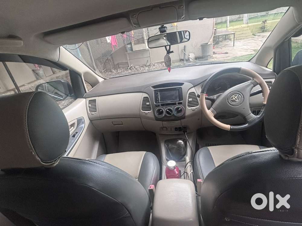 Toyota Innova Diesel Manual 2011 Year