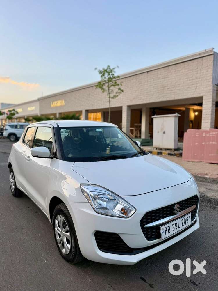 Maruti Suzuki Swift Vxi Optional, 2023, Petrol