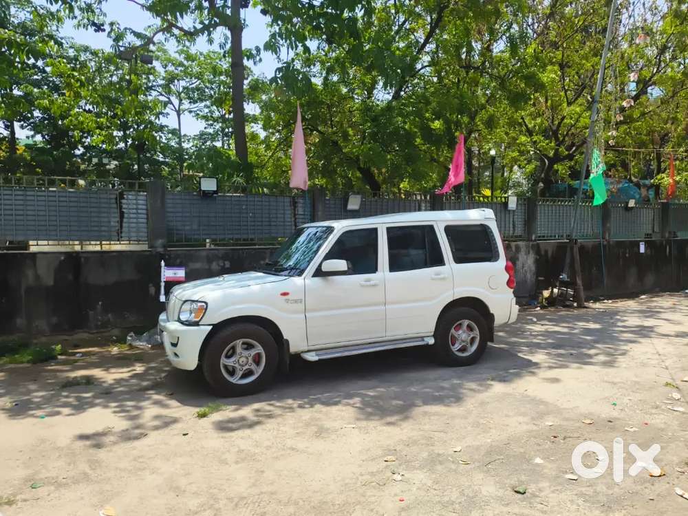 Mahindra Scorpio 2013