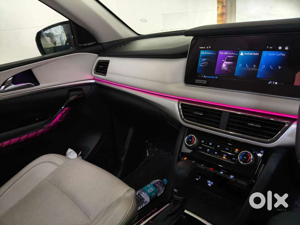 Mahindra Xuv700 2.0 Ax 7 Petrol At Luxury Pack Str, 2025, Petrol
