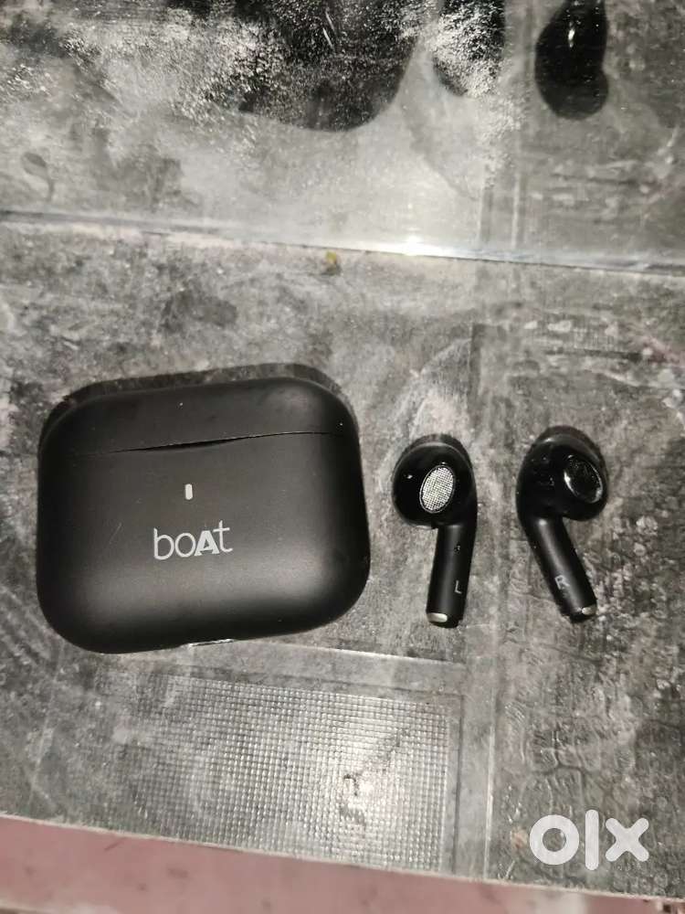 Boat ear buds