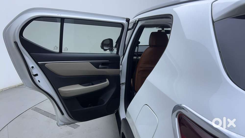 Honda Elevate Vx Mt, 2023, Petrol