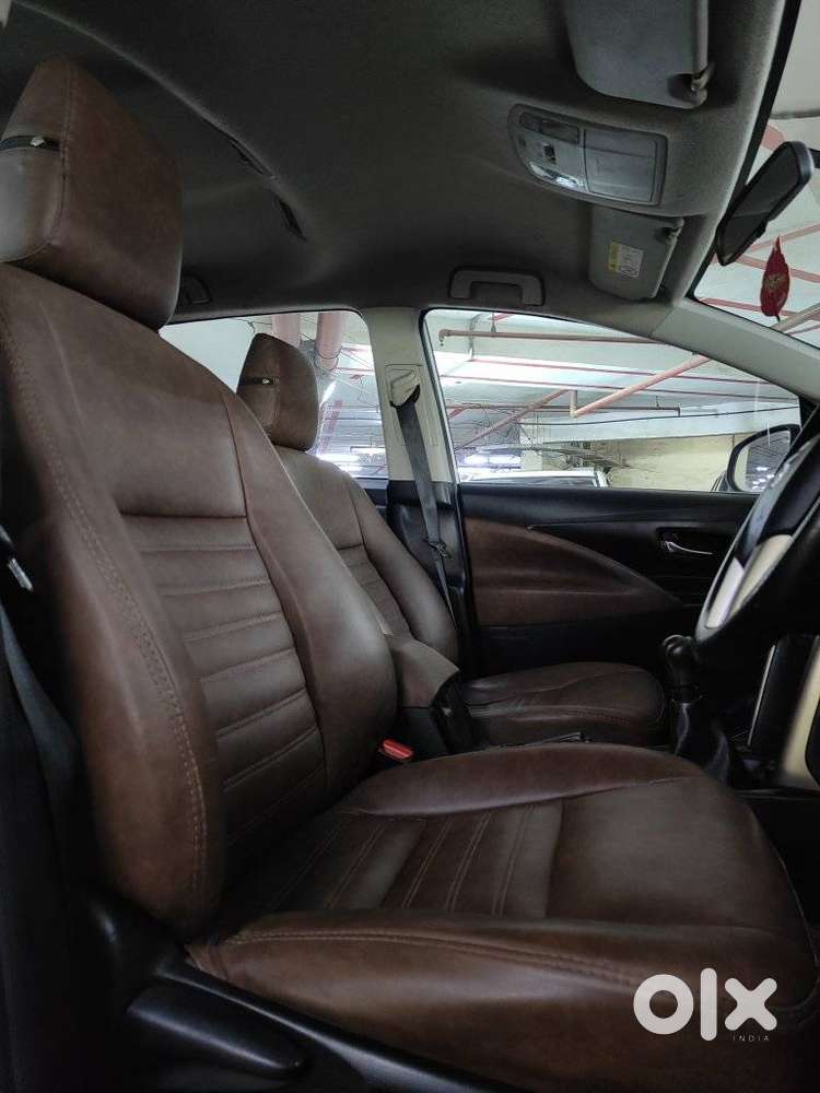 Toyota Innova Crysta [2020-ongoing] 2.4 Gx 7 Str, 2023, Diesel