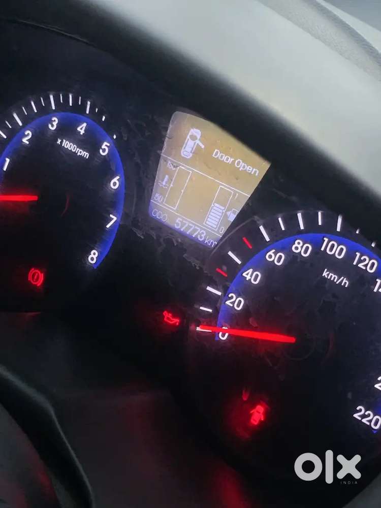 Hyundai I20 Asta 2014 With Sunroof