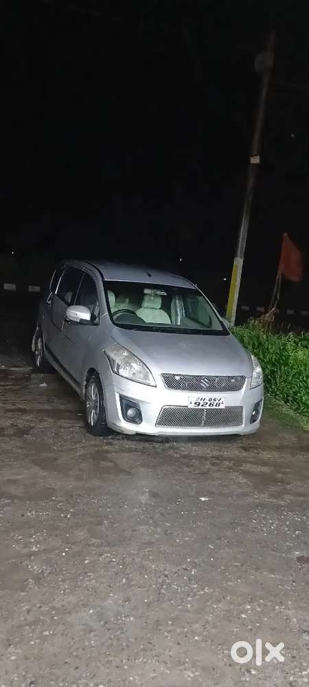 Maruti Suzuki Ertiga 2013 Diesel 122586 Km Driven
