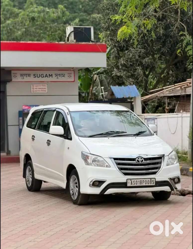 Toyota Innova 2014