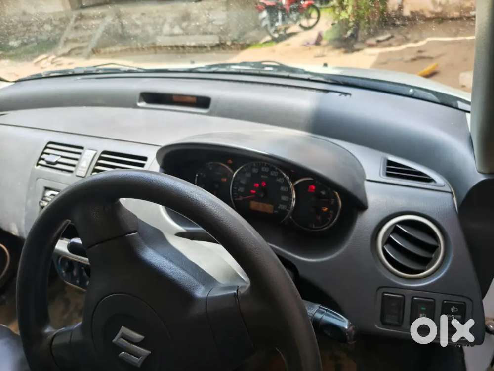 Maruti Suzuki Swift Dzire 2011 Diesel Well Maintained.all Power Window