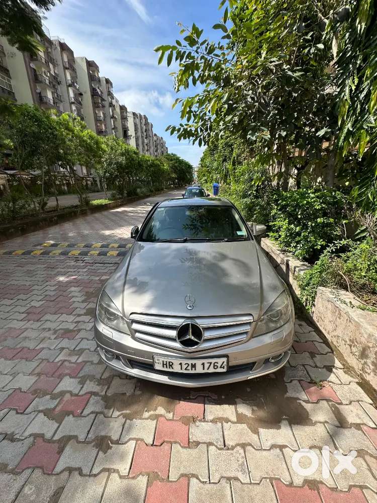 Mercedes-benz C-class 2009 Petrol Well Maintained