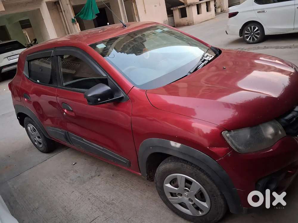 Renault Kwid Automatic 1.0 Rxt 2018 (leather Seat?