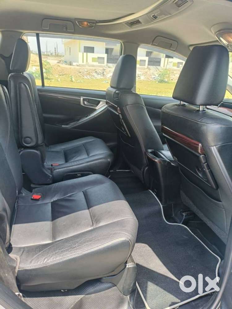 Toyota Innova Crysta 2.5z, 2017, Diesel