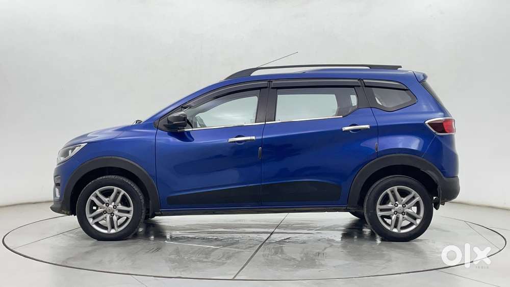 Renault Triber Rxz Easy-r Amt, 2022, Petrol