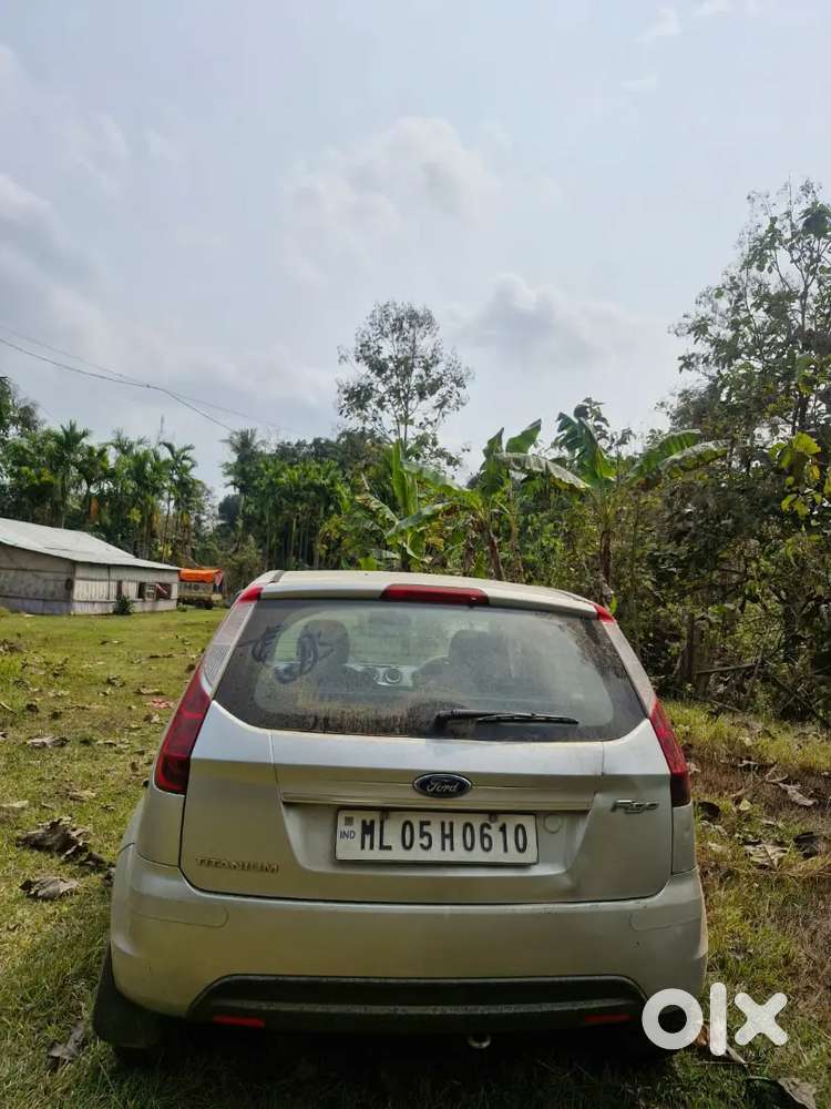 Ford Figo 2012 Petrol 89000 Km Driven