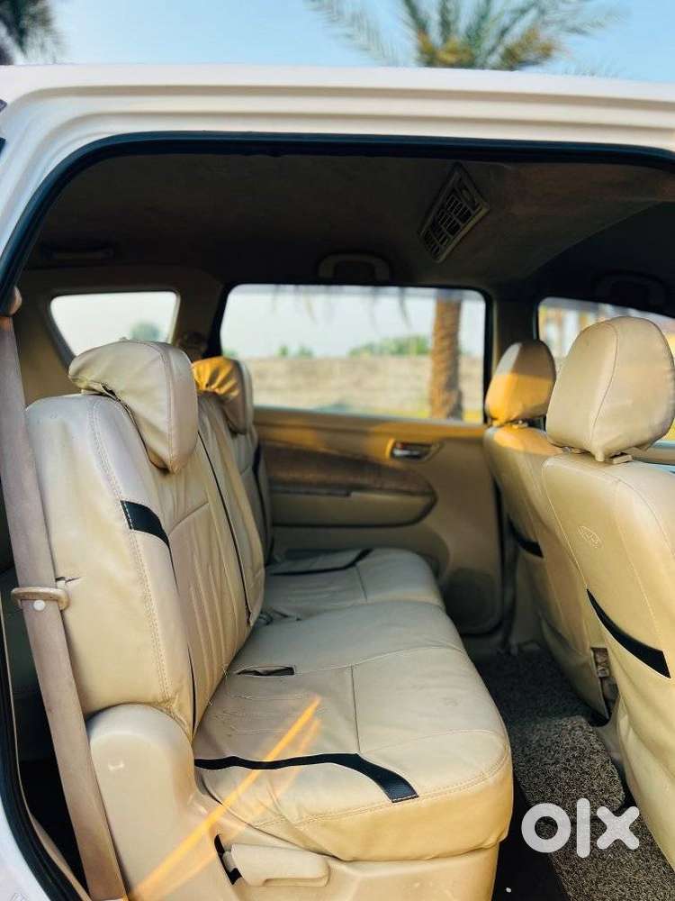 Maruti Suzuki Ertiga Vxi Abs, 2012, Cng & Hybrids