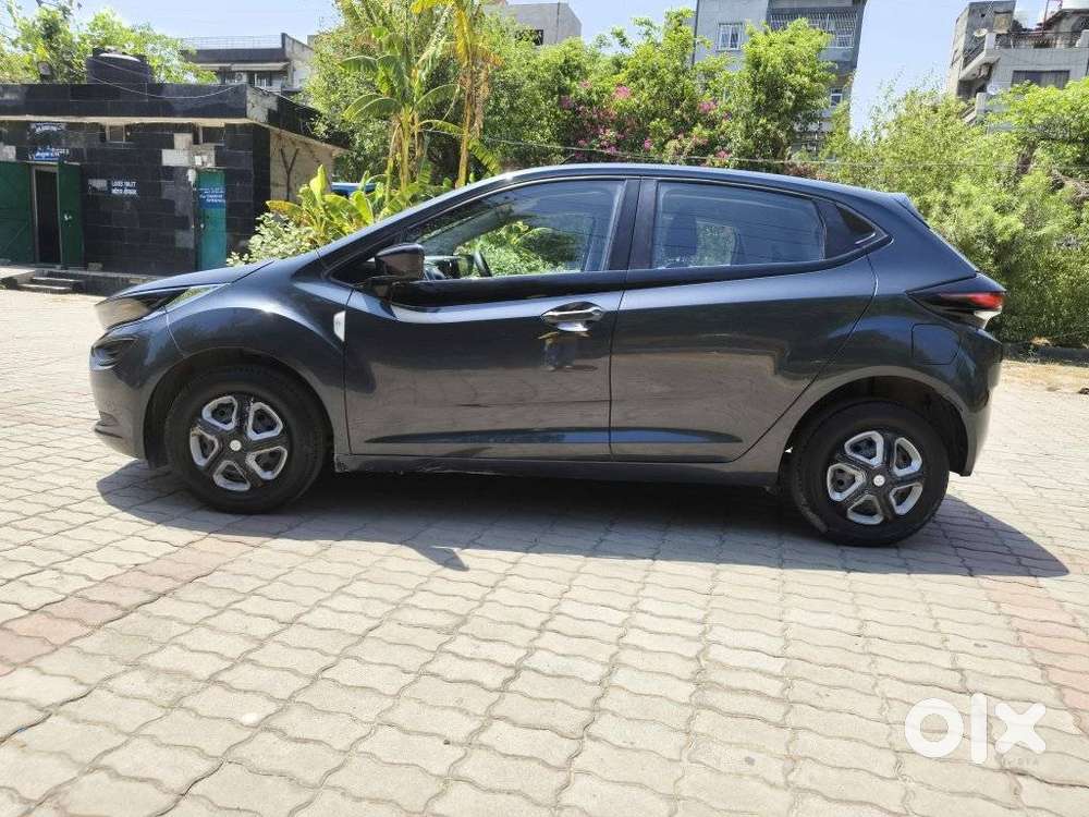 Tata Altroz Xe Petrol, 2020, Petrol