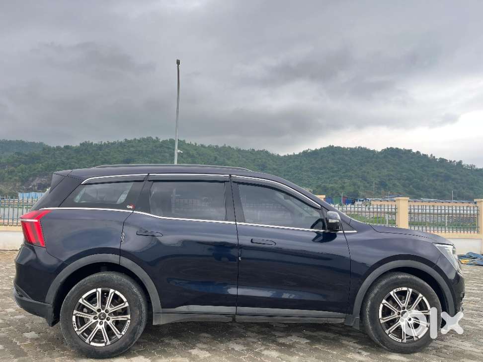 Mahindra Xuv700 2.0 Ax 7 Petrol At Luxury Pack Str, 2021, Petrol
