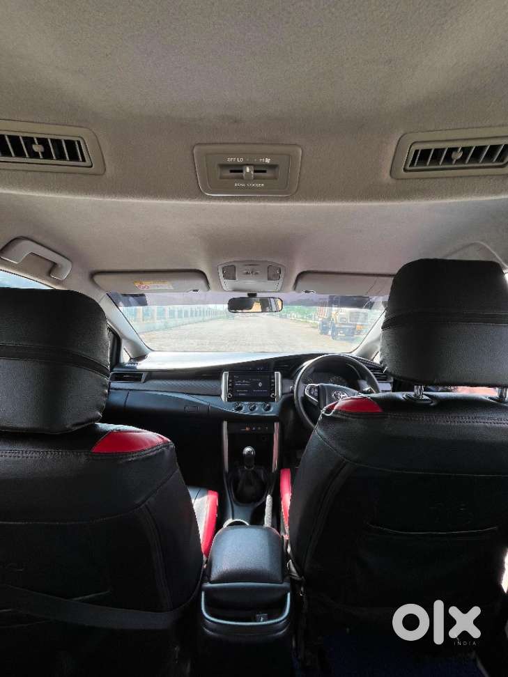 Toyota Innova Crysta 2.4 Gx Mt, 2023, Diesel