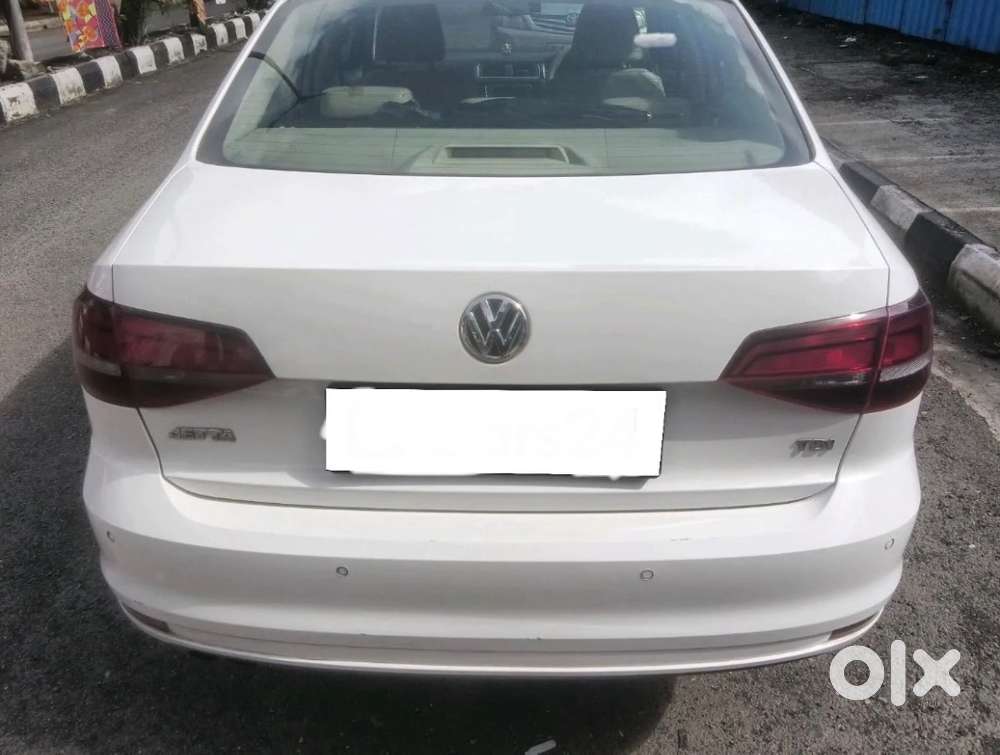 Volkswagen Jetta 2016 Highline Auto Diesel