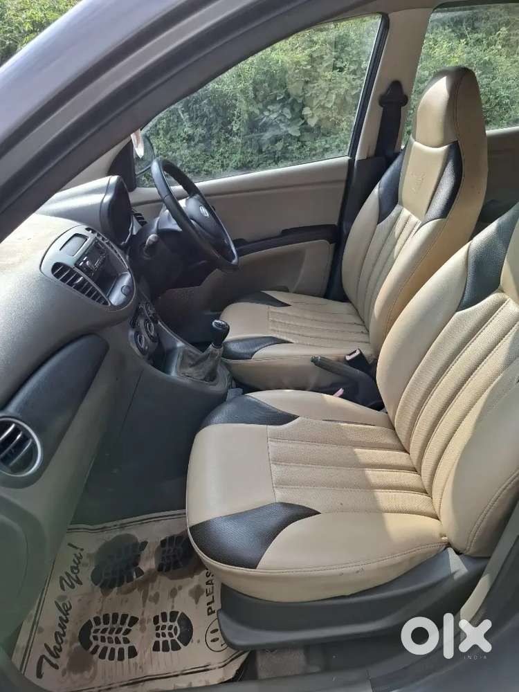 Hyundai I10 2011 Petrol 92700 Km Driven