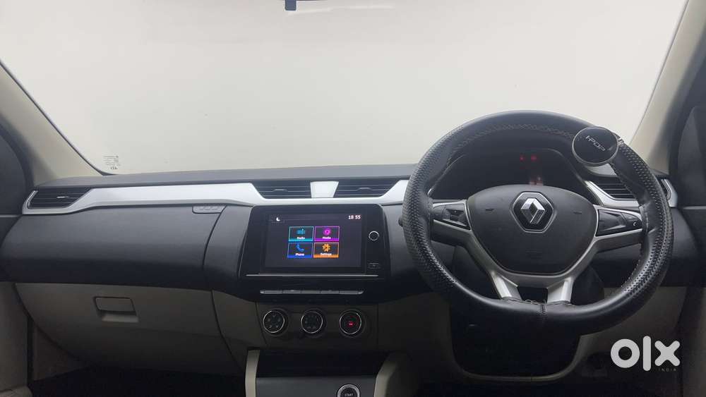 Renault Triber Rxz, 2022, Petrol