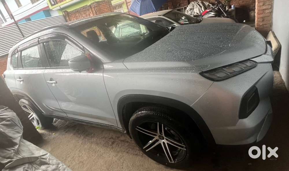 Maruti Suzuki Grand Vitara Smart Hybrid Petrol 13000 Km Driven