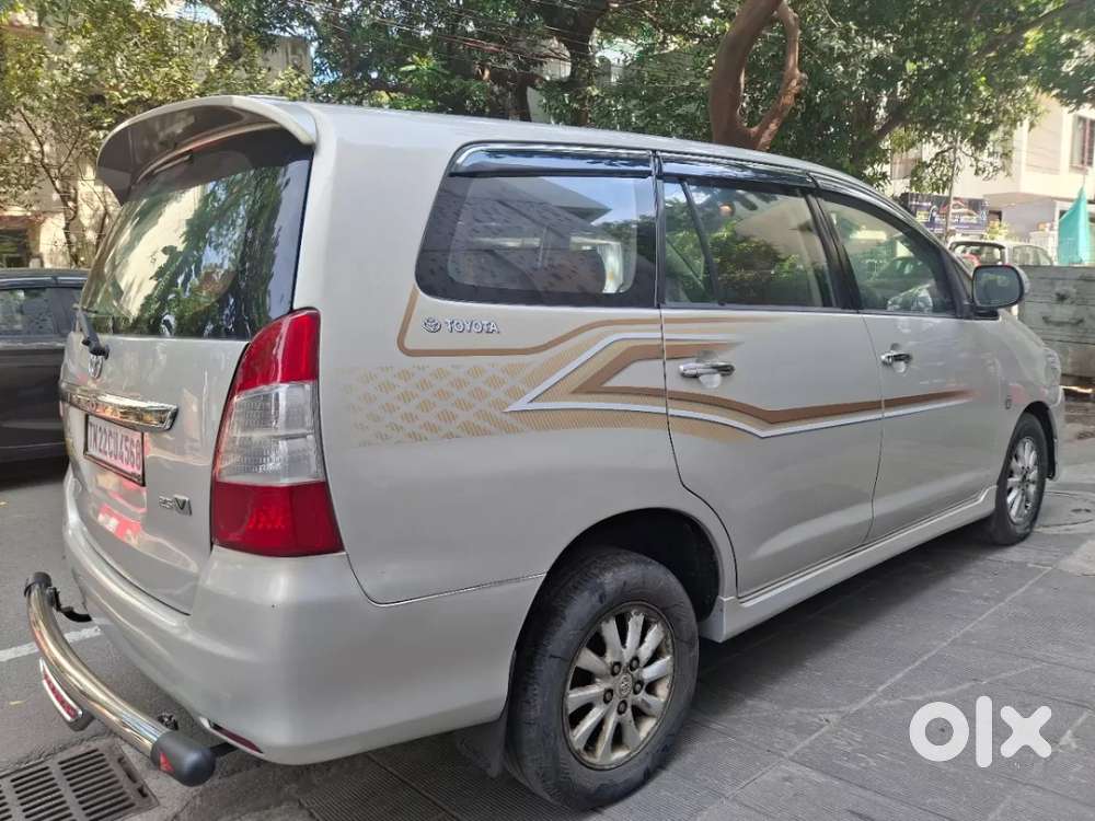 Toyota Innova 2.5 Vx 8 Str Bsiv, 2012, Diesel