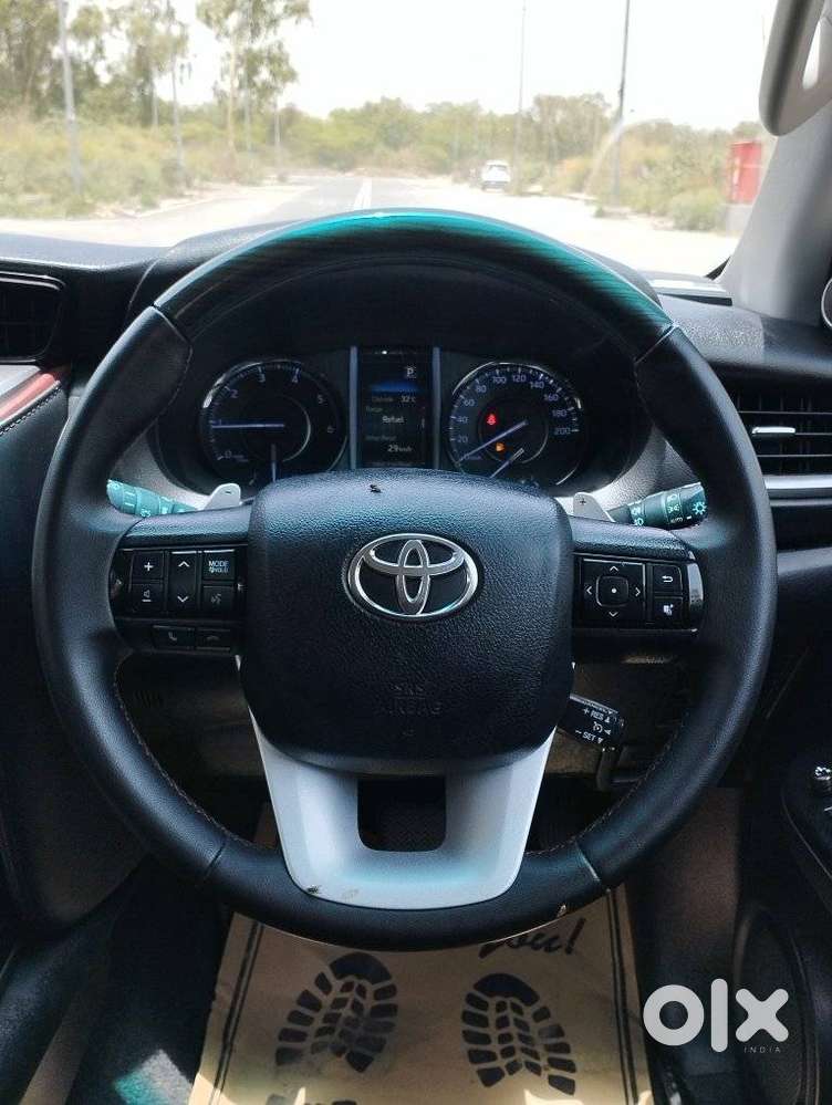 Toyota Fortuner Legender 4x4 At 2.8, 2022, Diesel