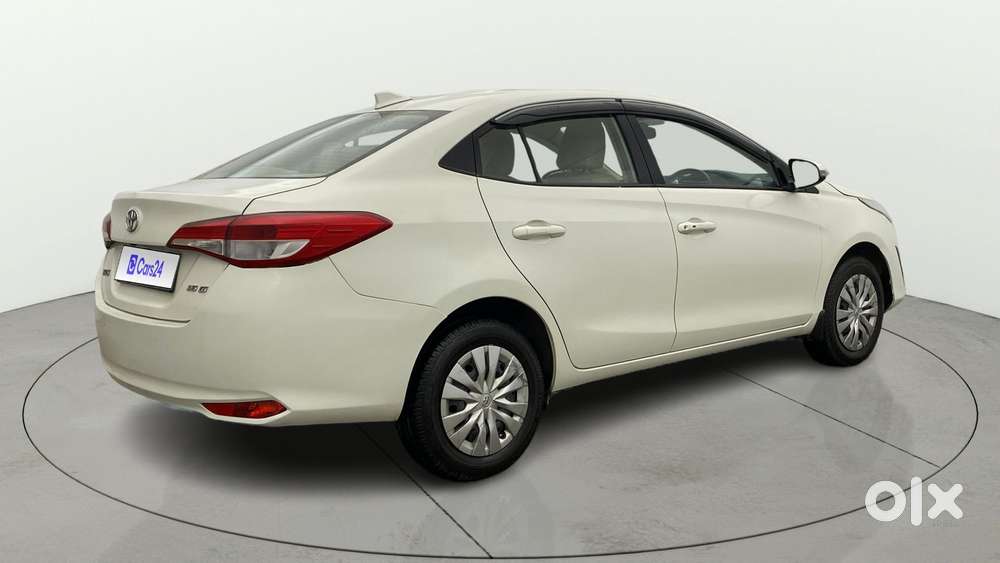 Toyota Yaris G Cvt, 2018, Petrol