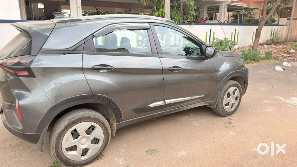 Tata Nexon Petrol 2025 Model