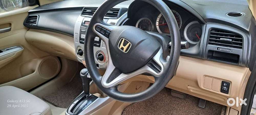 Honda City 2008-2011 1.5 V At, 2011, Petrol