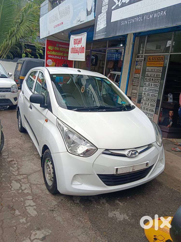 Hyundai Eon Era +, 2017, Petrol