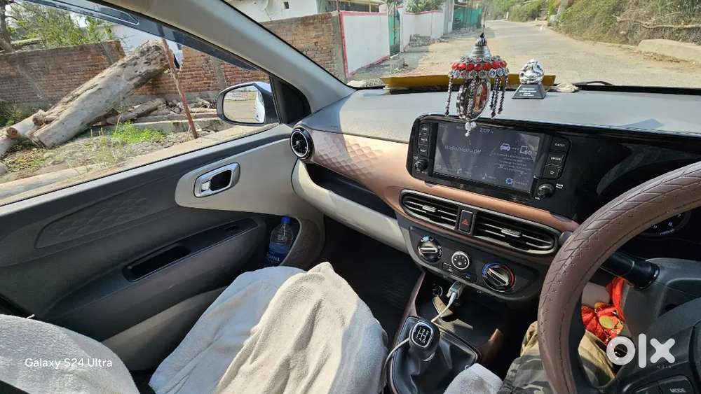 Hyundai Aura 2023 Petrol 36000 Km Driven Under Warranty