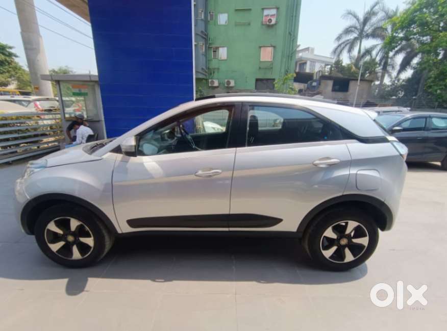 Tata Nexon 1.2 Revotron Xz Plus, 2017, Petrol