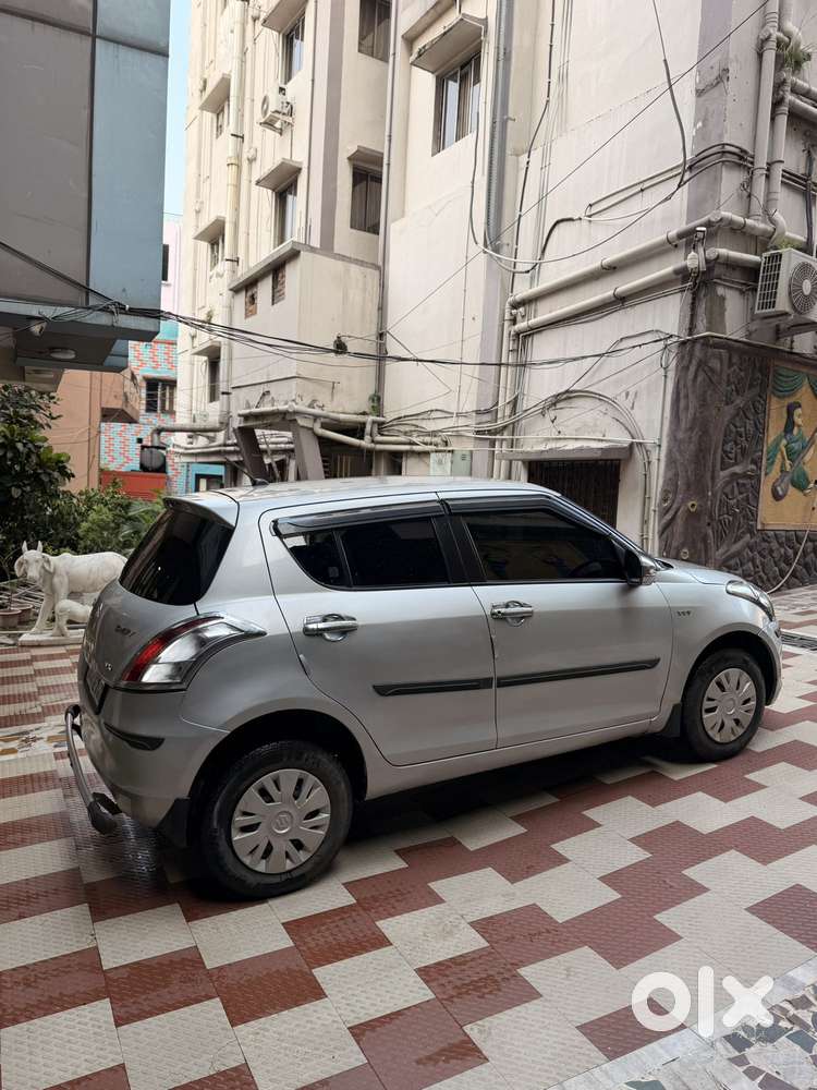 Maruti Suzuki Swift Vxi With Abs, 2014, Petrol