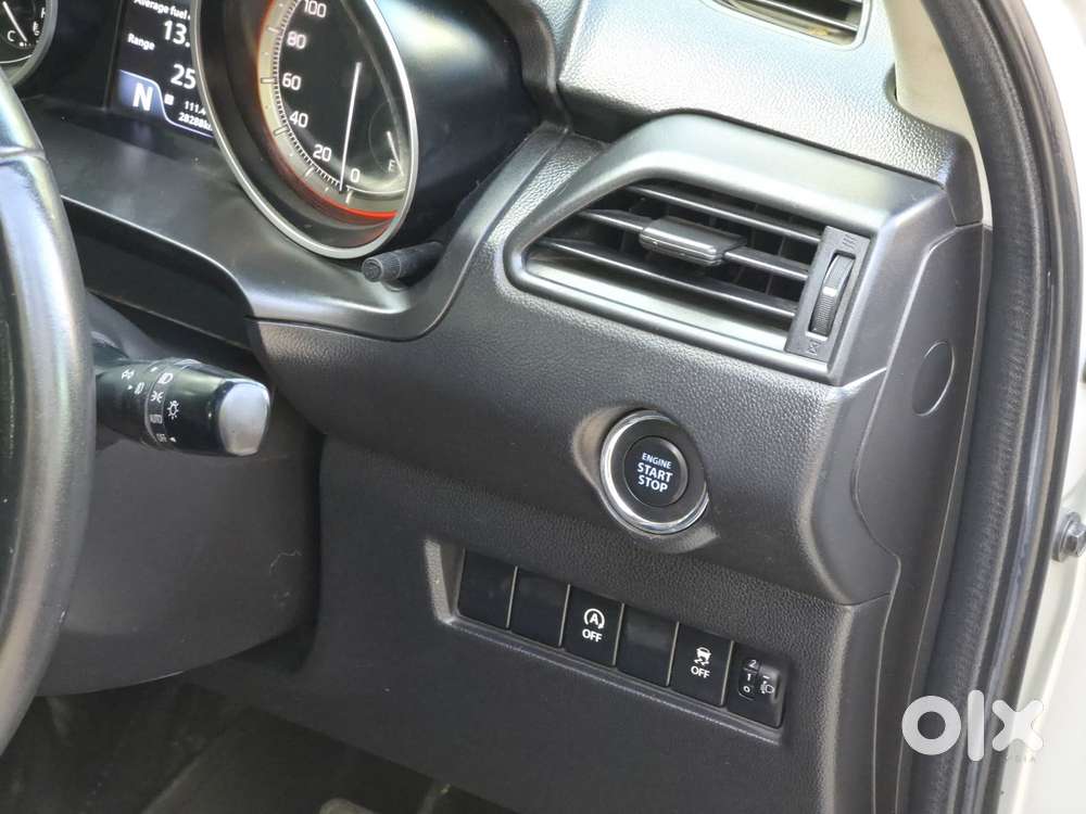 Maruti Suzuki Swift Zxi Plus, 2022, Petrol