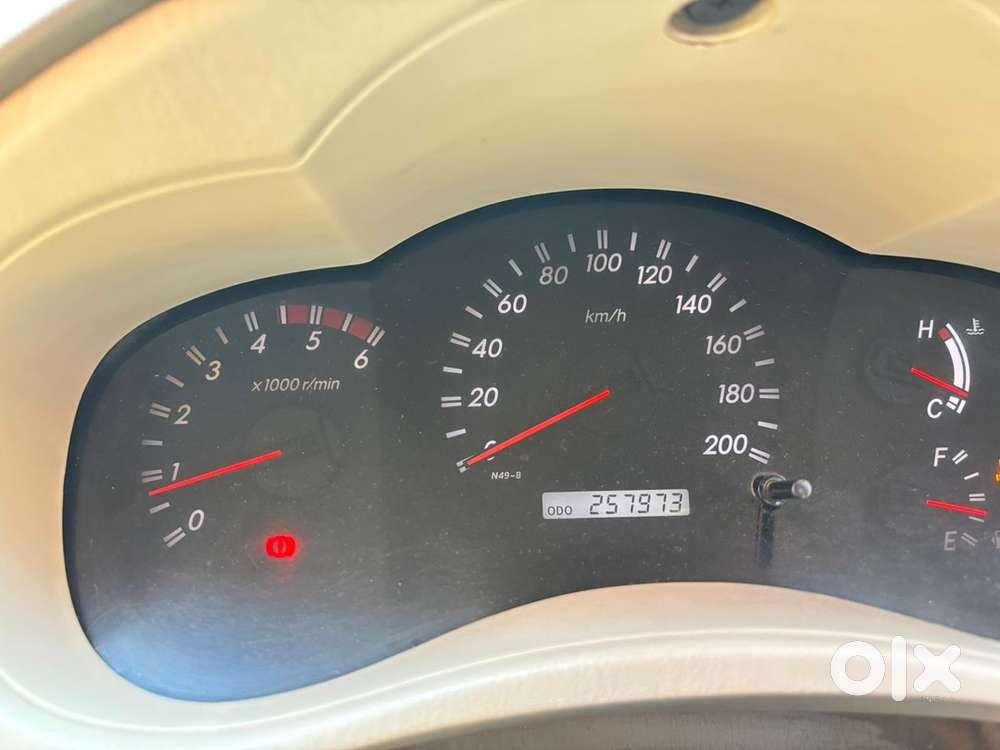 Toyota Innova 2010 Diesel Well Maintained