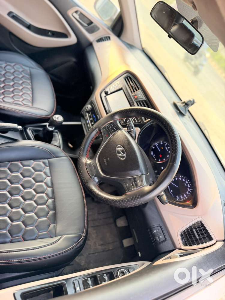 Hyundai I20 Asta (o) 1.2 Ivt, 2017, Petrol
