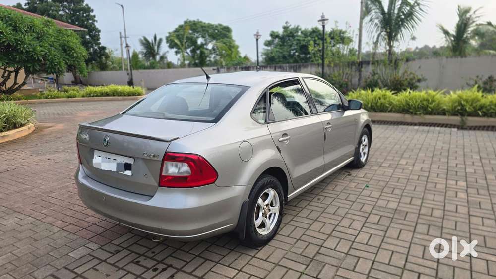 Skoda Rapid 1.5 Tdi Ambition With Alloy Wheel, 2012, Diesel