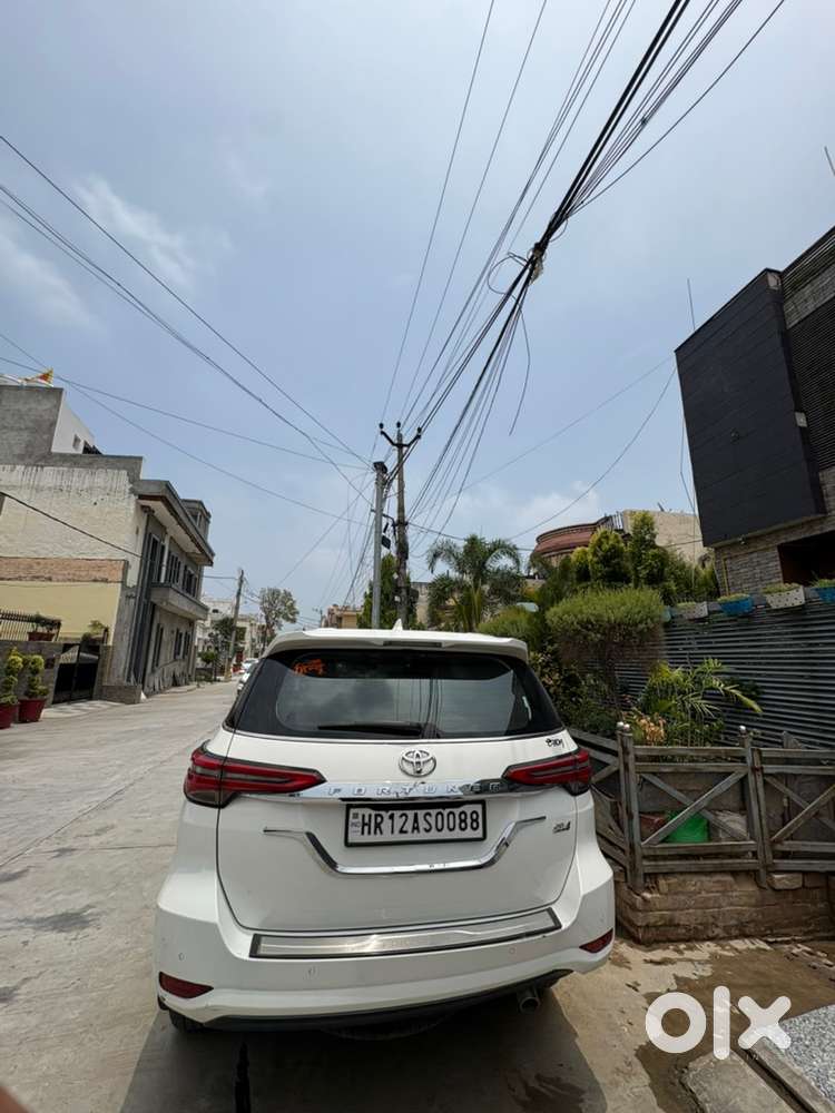 Toyota Fortuner 2.8 Legender 2023