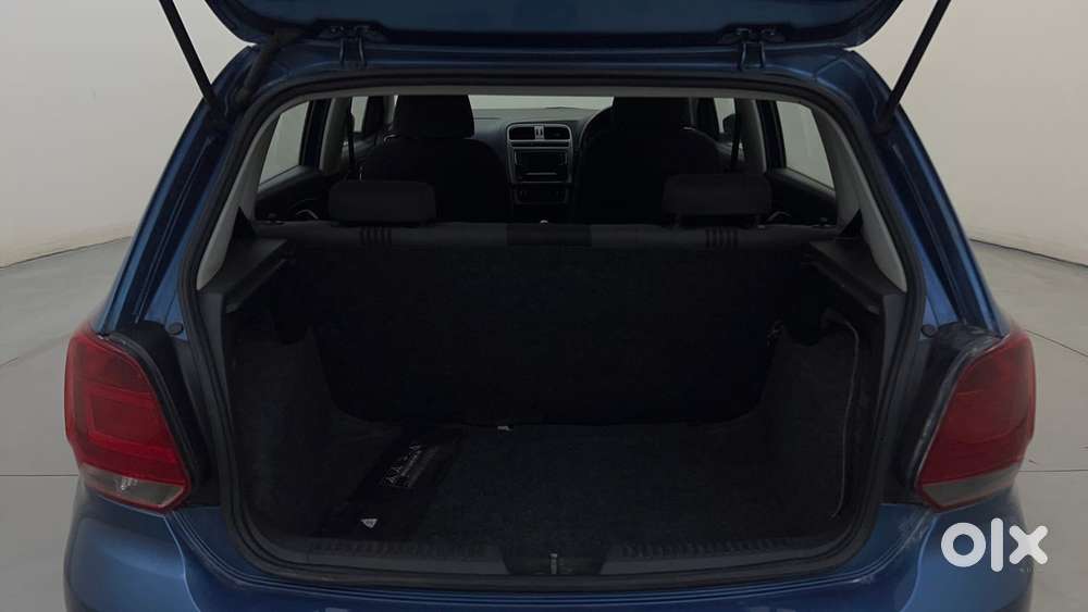 Volkswagen Polo Petrol Highline 1.2l, 2016, Petrol