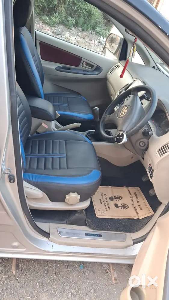 Toyota Innova Hycross 2010 Diesel