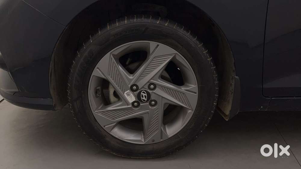 Hyundai Verna 1.5 Sx Vtvt Ivt, 2022, Petrol