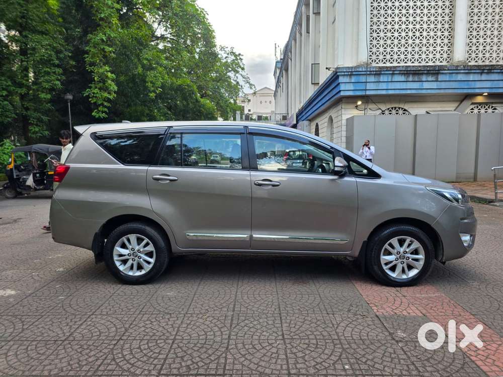Toyota Innova Crysta 2.4 G Mt, 2016, Diesel