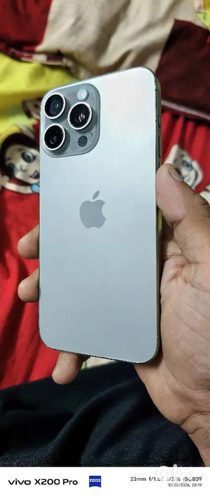 I phone 15pro max 512Gb  Display Change