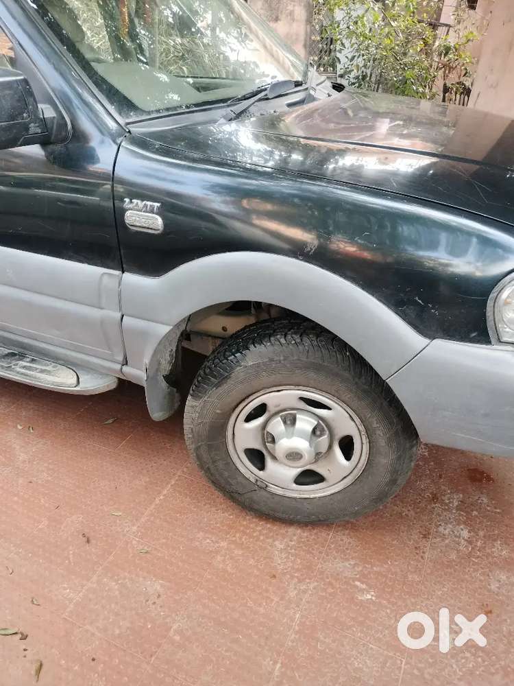 Tata Safari 2011 Diesel 80000 Km Driven