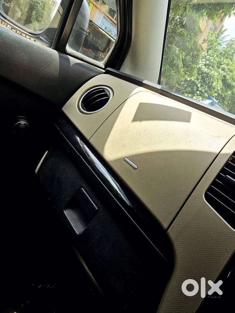 Maruti Suzuki Wagon R Stingray 1.0 Vxi Plus, 2018, Cng & Hybrids