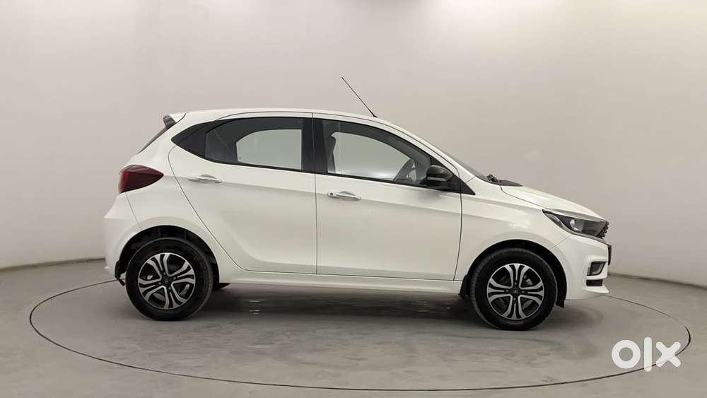 Tata Tiago Xza Plus, 2024, Petrol