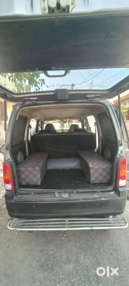 Maruti Suzuki Eeco 2023 Cng & Petrol 75000 Km Driven