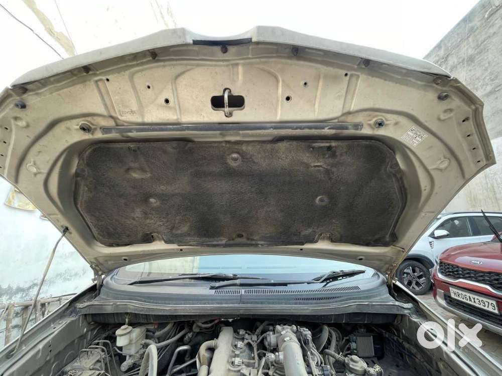 The Car Is Toyota December 2013 Innova Gx Model With A Manual Gear Box